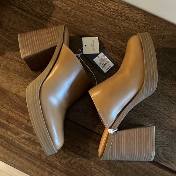 Universal Thread Shoes - Universal Thread - tan - easy on 9.5